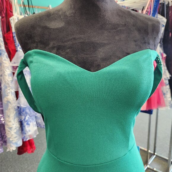 Netty D2172 Size 12 (XL) Emerald Green Jersey Knit Short Dress/Homecoming - Picture 2 of 5